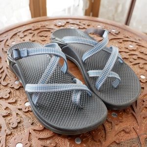 💙Blue Striped Pattern Slip On Chacos💙